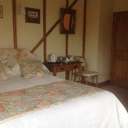 Barn Park Farm, Bed And Breakfast Stockland Екстер'єр фото