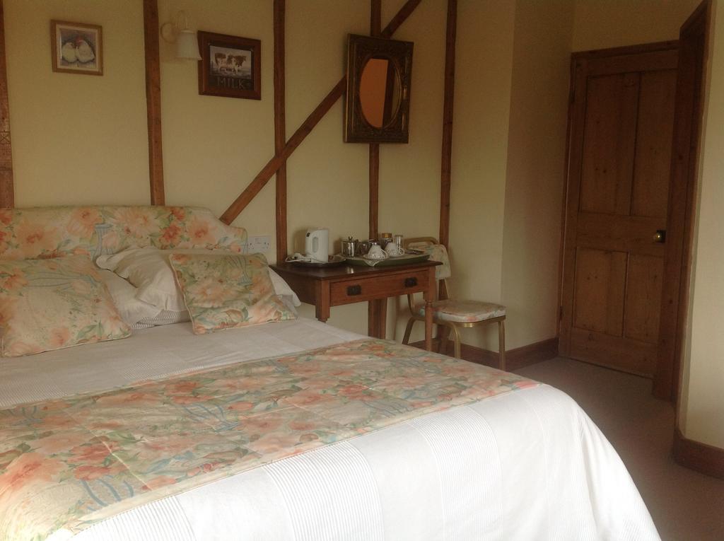 Barn Park Farm, Bed And Breakfast Stockland Екстер'єр фото